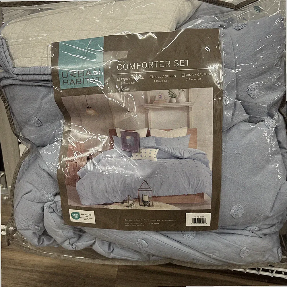$119 Full/Queen S 7-Piece Percent Cotton Clip Dot Comforter Set in Denim Blue